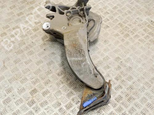 Left rear steering knuckle MINI MINI COUNTRYMAN (R60) One | BP14640105M27