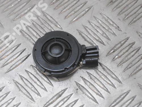 Used Speakers Speakers AUDI Q3 (8UB, 8UG) 2.0 TDI (184 hp) 6733760 6733760