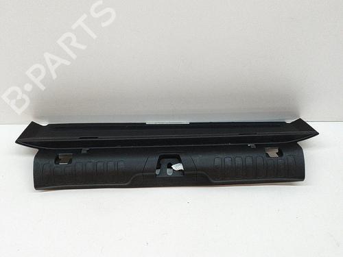 tailgate-trim-ford-puma-j2k-cf7-2019-28045787 main image