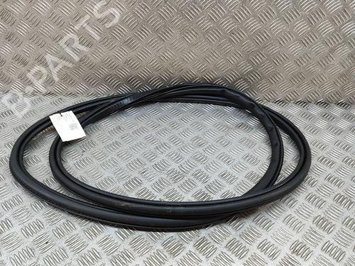 rubber-door-seal-volvo-s60-iii-224-2019-27776891 main image