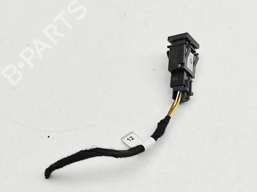 Switch IVECO DAILY VI Platform/Chassis 35S18, 35C18, 40C18, 45C18, 50C18, 60C18, 65C18, 70C18 | BP33396055I30 - Image 3