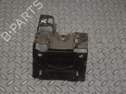 Used Engine mount PEUGEOT 208 I (CA_, CC_) 1.2 VTI 82 (82 hp) 30248921