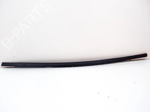 Dørliste Dørliste OPEL MOKKA 1.2 (76) (101 hp) 27759178 27759178