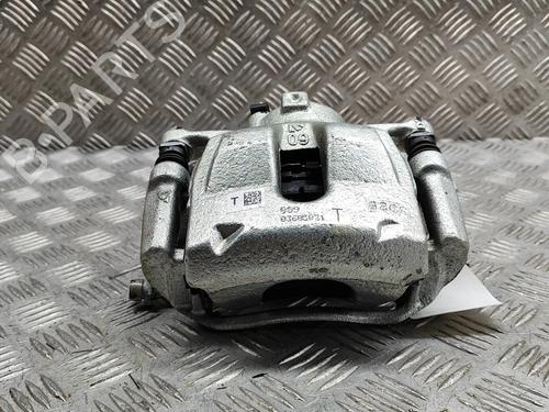 Used Right front brake caliper Right front brake caliper TOYOTA C-HR (_X2_, _H2_) Hybrid (MAXH20) (197 hp) 27778203 27778203