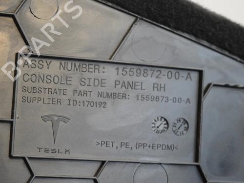 Mittelkonsole TESLA MODEL Y (5YJY) EV Performance All-wheel Drive | BP30248208I22 