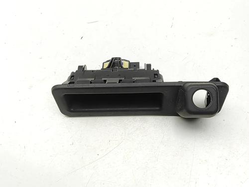 switch-bmw-x5-g05-f95-2018-33389880 main image