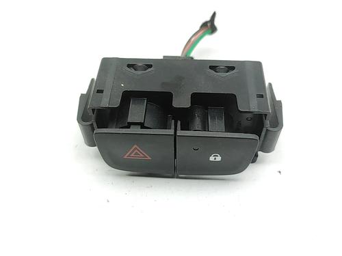 warning-switch-opel-vivaro-b-bus-x82-2014-2015-2016-2017-2018-2019-33386432 main image