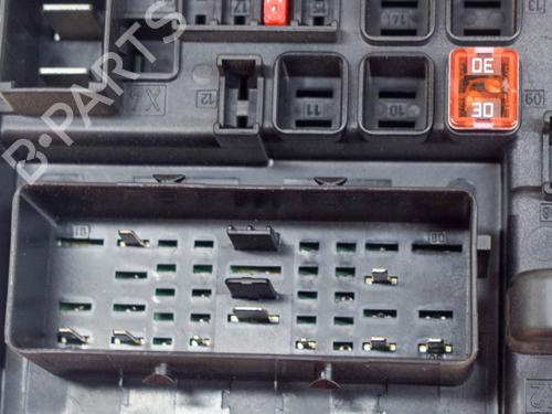 Fuse box OPEL INSIGNIA A (G09) 2.0 CDTI (68) | BP10526597E1 