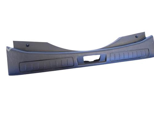 Used Tailgate trim LAND ROVER RANGE ROVER EVOQUE (L538) 2.0 D 4x4 (150 hp) 30253282