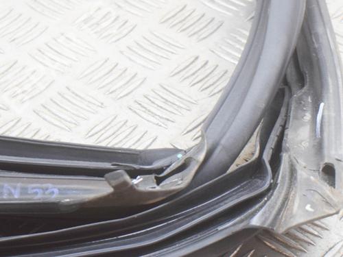 Rubber door seal MASERATI QUATTROPORTE VI 3.0 D | BP14622583C142 