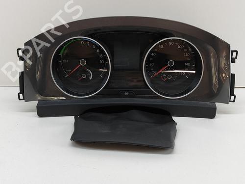 Used Instrument cluster VW GOLF VII (5G1, BQ1, BE1, BE2) e-Golf (115 hp) 19126492