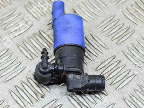 Used Washer pump VOLVO V60 I (155) D5 (215 hp) 29226897