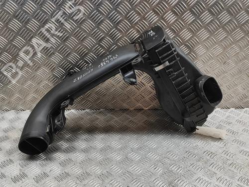 Used Air filter box Air filter box BMW 3 (F30, F80) 330 d xDrive (258 hp) 23249193 23249193