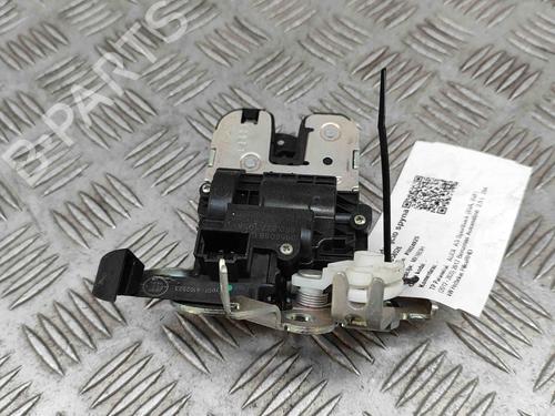 Used Tailgate lock AUDI A3 Sportback (8VA, 8VF) RS3 quattro (400 hp) 24142422