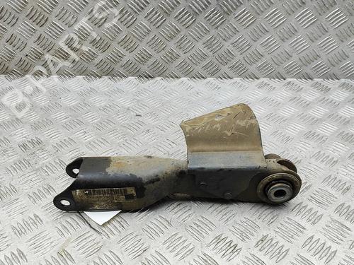 left-rear-suspension-arm-land-rover-defender-station-wagon-l663-2019-32525221 main image