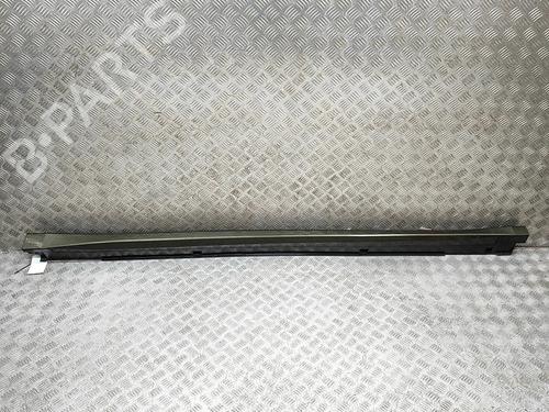 Used Right sideskirt Right sideskirt 37515322 37515322