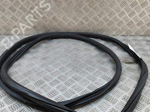 Used Rubber door seal VW TOUAREG (7P5, 7P6) 3.0 V6 TDI (262 hp) 17767926