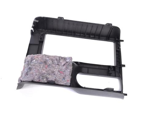 Middle console SUZUKI GRAND VITARA II (JT, TE, TD) 1.9 DDiS All-wheel Drive (JT419, TD44, JB419WD, JB419XD,... | BP30267083I22