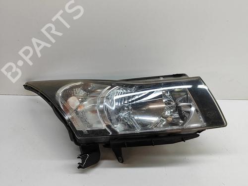 Højre forlygte CHEVROLET CRUZE (J300) 2.0 CDI (125 hp) 32213409