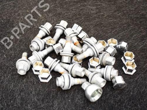 other-peugeot-2008-i-cu_-12-vti-2013-14663109 main image