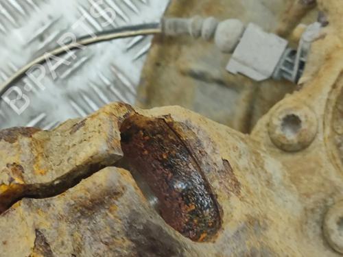 Right front steering knuckle VW CADDY IV Box Body/MPV (SAA, SAH) 2.0 TDI 4motion | BP26405553M26