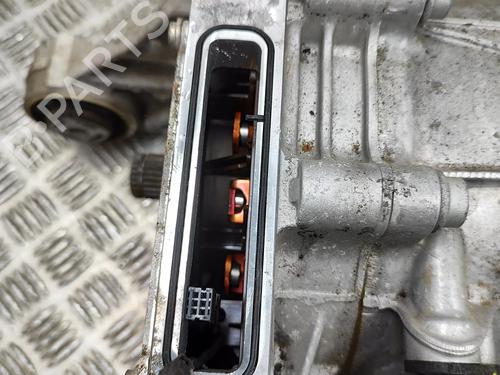 Engine PORSCHE TAYCAN Cross Turismo (Y1B) 4S Performance Battery Plus (Y1BDB1) | BP27772640M1