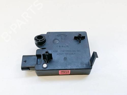 Electronic module TESLA MODEL 3 (5YJ3) EV | BP27748038M83 - Image 4