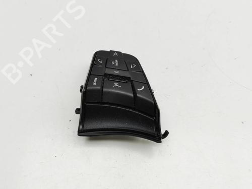 Steering wheel controls JAGUAR F-PACE (X761) 2.0 TD4 AWD | BP30621393E15
