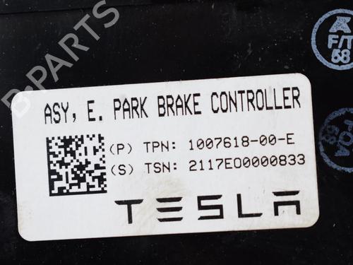 Used Electronic module Electronic module TESLA MODEL X (5YJX) 90D AWD (525 hp) 36045542 36045542