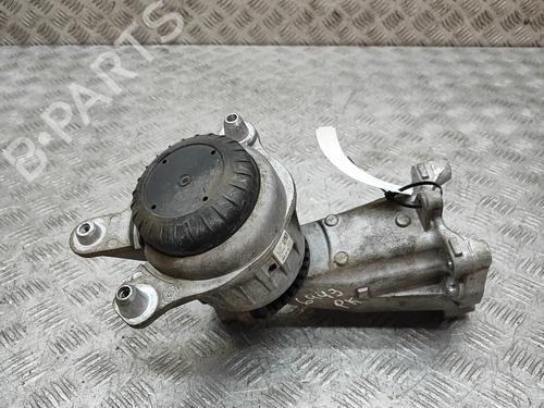 engine-mount-mercedes-benz-e-class-convertible-a238-2017-37469067 main image
