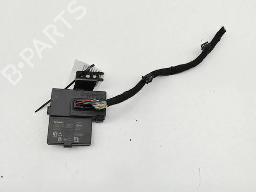 Used Electronic module Electronic module RENAULT AUSTRAL E-TECH 200 Hybrid (HGM2) (199 hp) 33962220 33962220