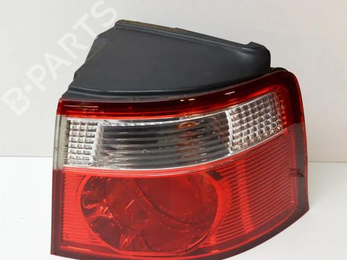 Used Right taillight KIA CARENS II MPV (FJ) 2.0 CRDi (140 hp) 8624532