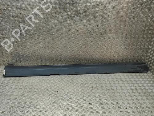 Højre sidekjole Højre sidekjole VOLVO V60 II (225) B6 Mild-Hybrid AWD (299 hp) 33374400 33374400