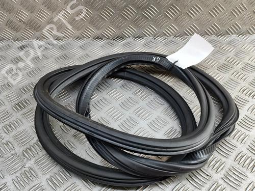 rubber-door-seal-audi-a3-limousine-8vs-8vm-2013-2014-2015-2016-2017-2018-2019-2020-2021-27288496 main image