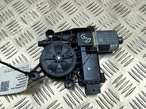 right-rear-window-motor-alfa-romeo-stelvio-949_-2016-28955075 main image
