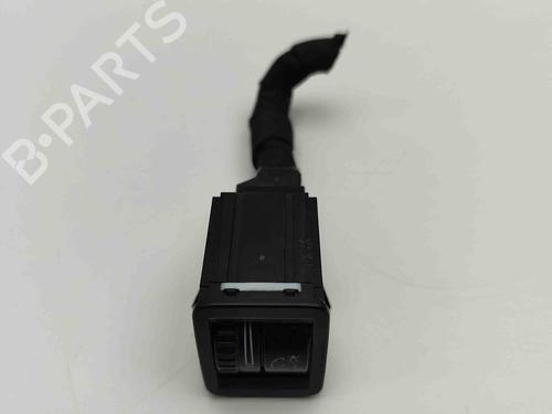 Kombi Kontakt / Stilkkontakt VW PASSAT B7 Variant (365) 1.6 TDI (105 hp) 24582981