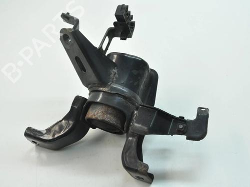 Used Engine mount TOYOTA AURIS (_E15_) 1.6 (ZRE151_, ZRE151R) (132 hp) 9870487
