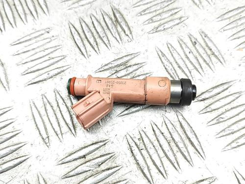 Used Injector TOYOTA YARIS (_P13_) 1.5 Hybrid (NHP130_) (101 hp) 32238938