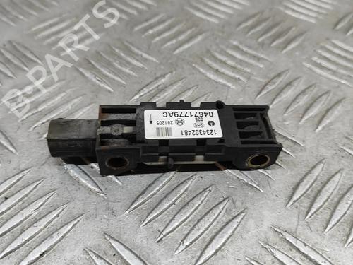 Used Electronic sensor JEEP GRAND CHEROKEE III (WH, WK) 4.7 V8 4x4 (231 hp) 25218653