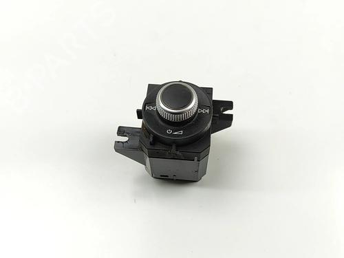 Used Switch AUDI Q2 (GAB, GAG) 35 TFSI (150 hp) 28559961