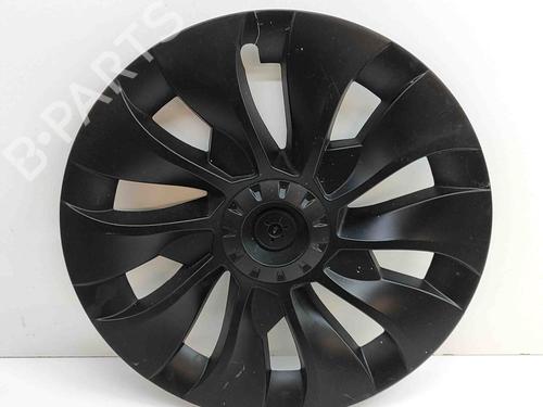 Used Hub cap TESLA MODEL 3 (5YJ3) EV Performance AWD (462 hp) 29432457