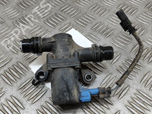 Used Auxiliary water pump PEUGEOT 2008 II (UD_, US_, UY_, UJ_, UR_, UC_) e-2008 (UKZKXZ) (136 hp) 27778952