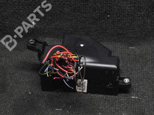 Fuse box VW PASSAT B6 (3C2) 2.0 TDI | BP6720547E1