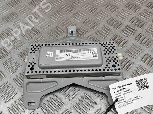 Modulo electronico TESLA MODEL Y (5YJY) EV Performance All-wheel Drive (462 hp) 28559648