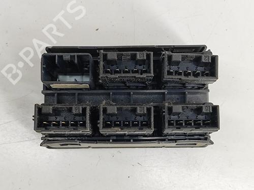 Switch LAND ROVER DISCOVERY II (L318) 4.0 V8 4x4 | BP24580774I30