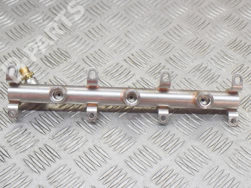Used Injection rail Injection rail 8839650 8839650