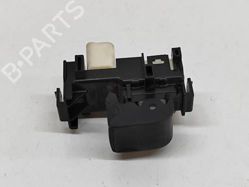 right-front-window-switch-toyota-auris-_e18_-2012-2013-2014-2015-2016-2017-2018-2019-29458786 main image