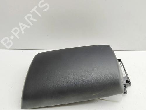Used Armrest / Center console Armrest / Center console KIA CEE'D (JD) 1.6 CRDi 115 (115 hp) 35726852 35726852