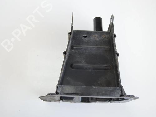 Kofangerbeslag MERCEDES-BENZ A-CLASS (W169) A 180 (169.032, 169.332) (116 hp) 30240163