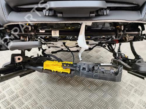 Seats set BMW 3 (G20, G80, G28) 330 e Plug-in-Hybrid | BP33371057C78  - Image 17